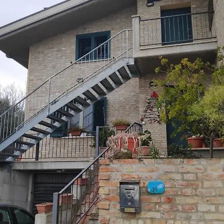 Tra Gli Ulivi Bed & Breakfast 3*