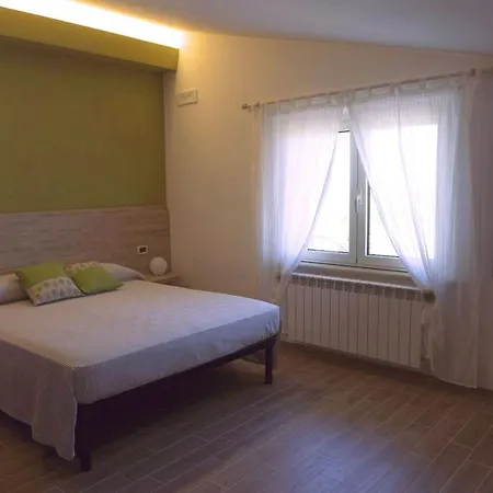 Tra Gli Ulivi 3*