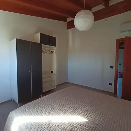 Tra Gli Ulivi Bed & Breakfast 3*